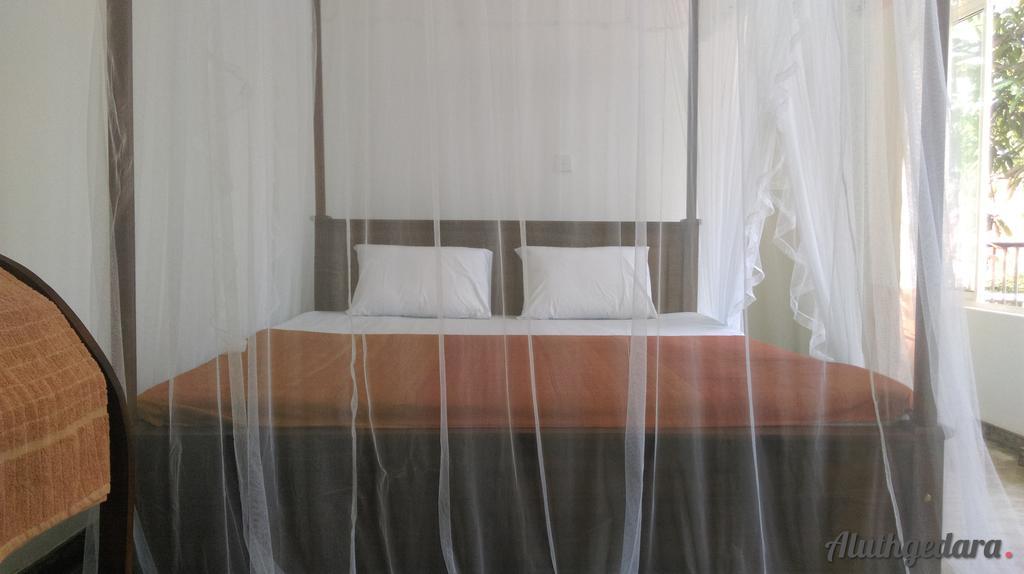 Aluthgedara Guest House Unawatuna Exterior foto