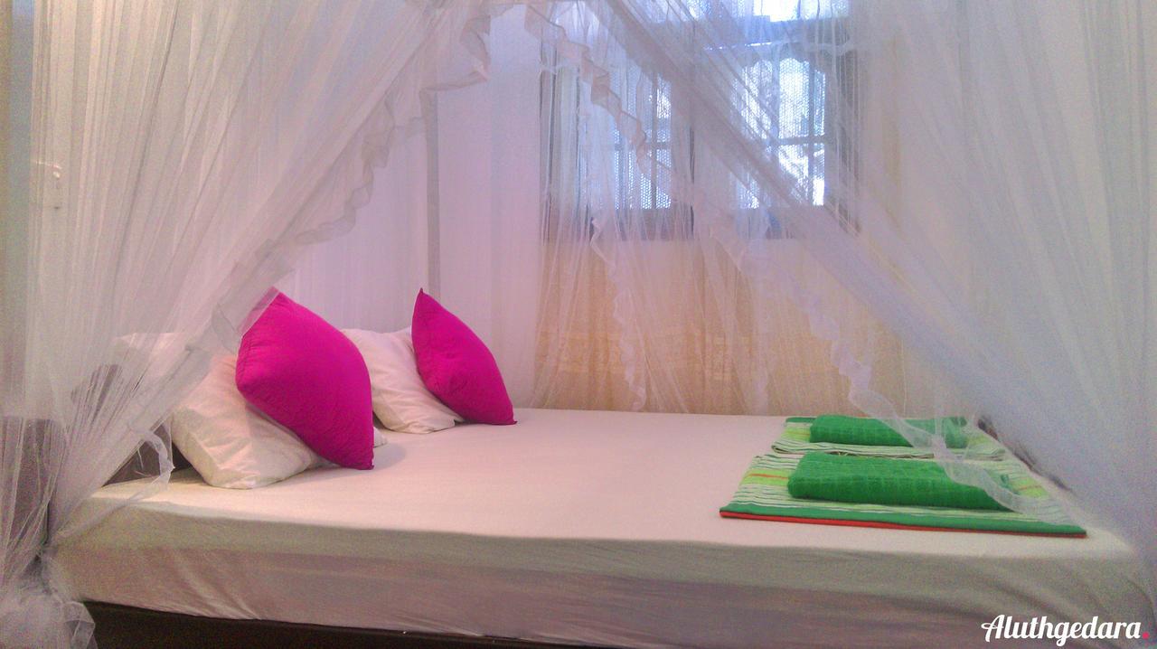 Aluthgedara Guest House Unawatuna Exterior foto
